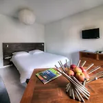 Comfort L'acacia 3* לורדה