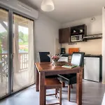 Comfort L'acacia מלון 3*
