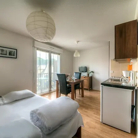 Comfort L'acacia Hotel