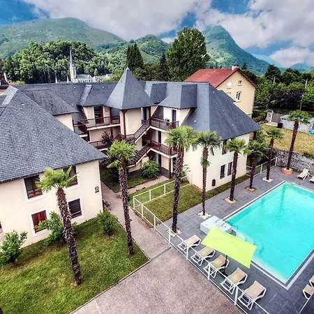 ホテル Comfort L'acacia ルルド